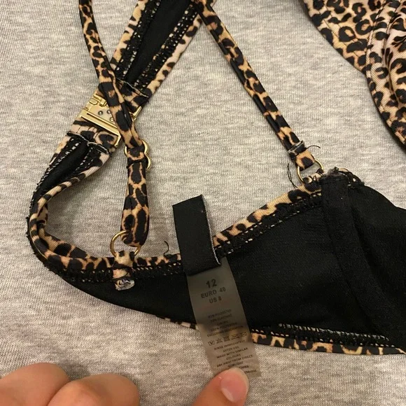 bikini - Picture 3 of 6